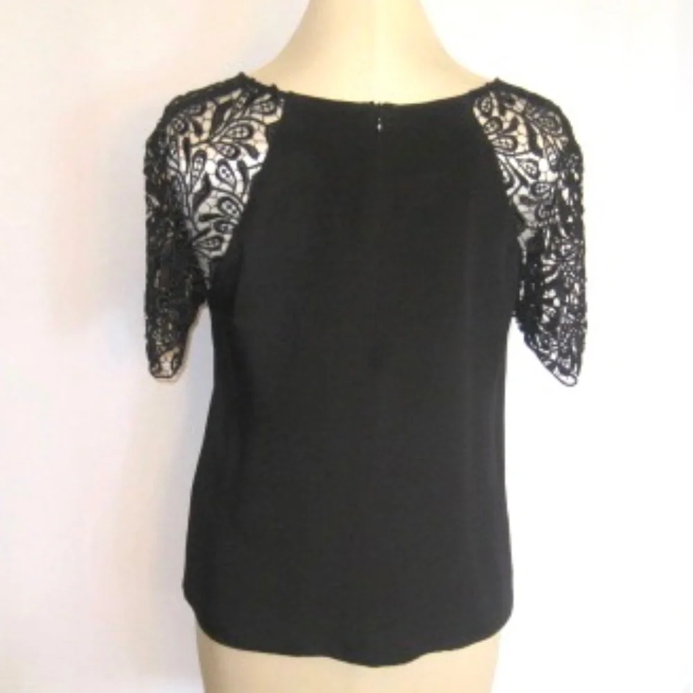 Judith & Charles Top with Crochet  Lace Sleeves - Picture 4 of 6